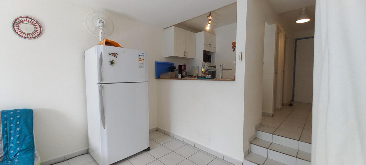 Vue Mer, Piscine, Appartement 4 Personnes Le Gosier  Eksteriør bilde